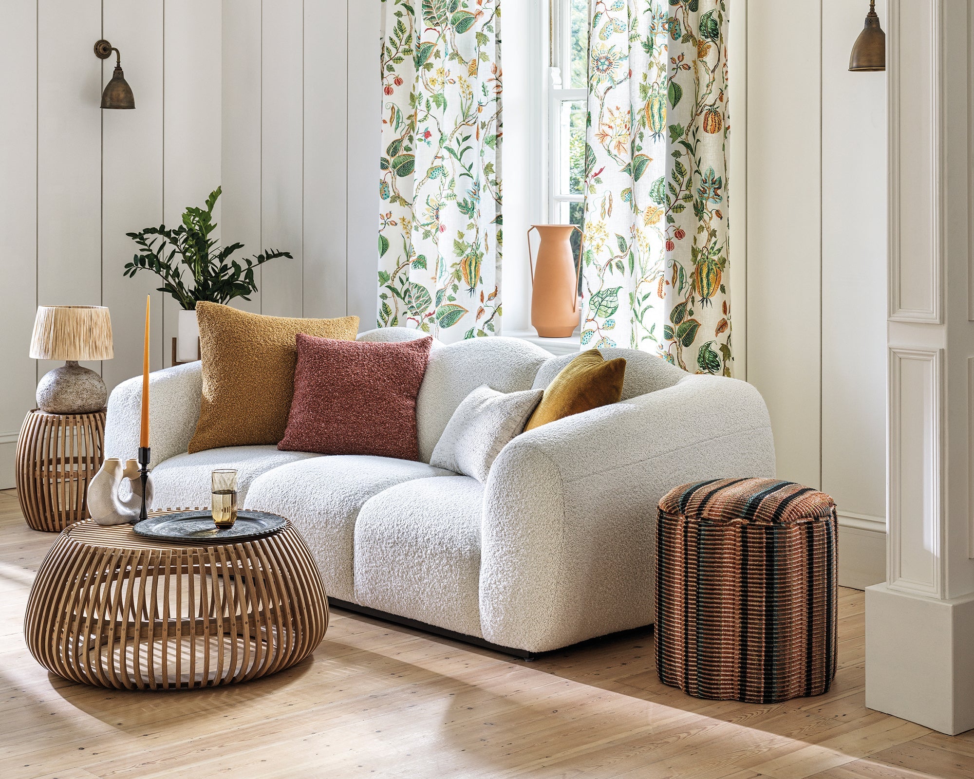 Kendal Sofa - Boucle Sand