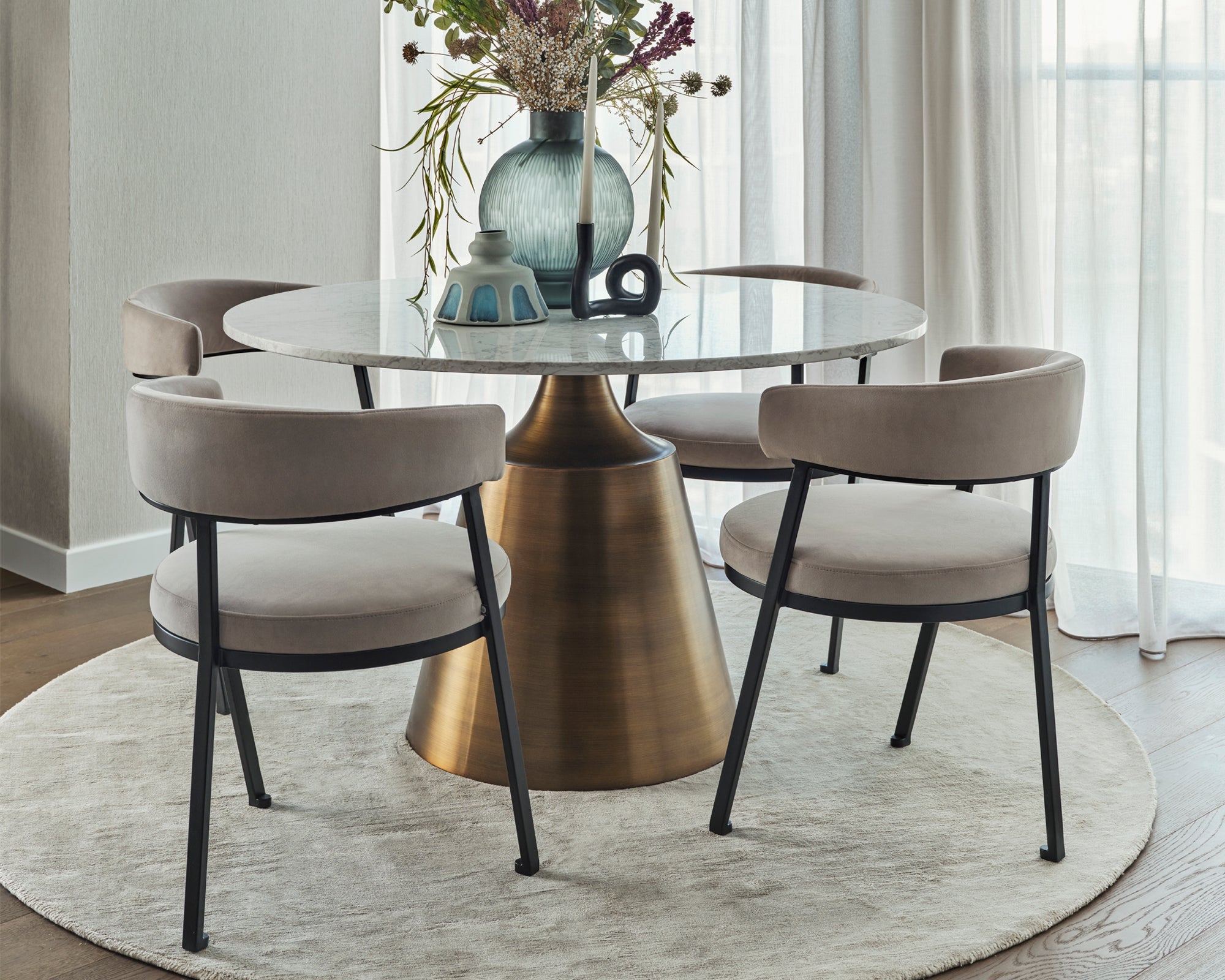 Bonnet Dining Chair - Kaster Light Grey