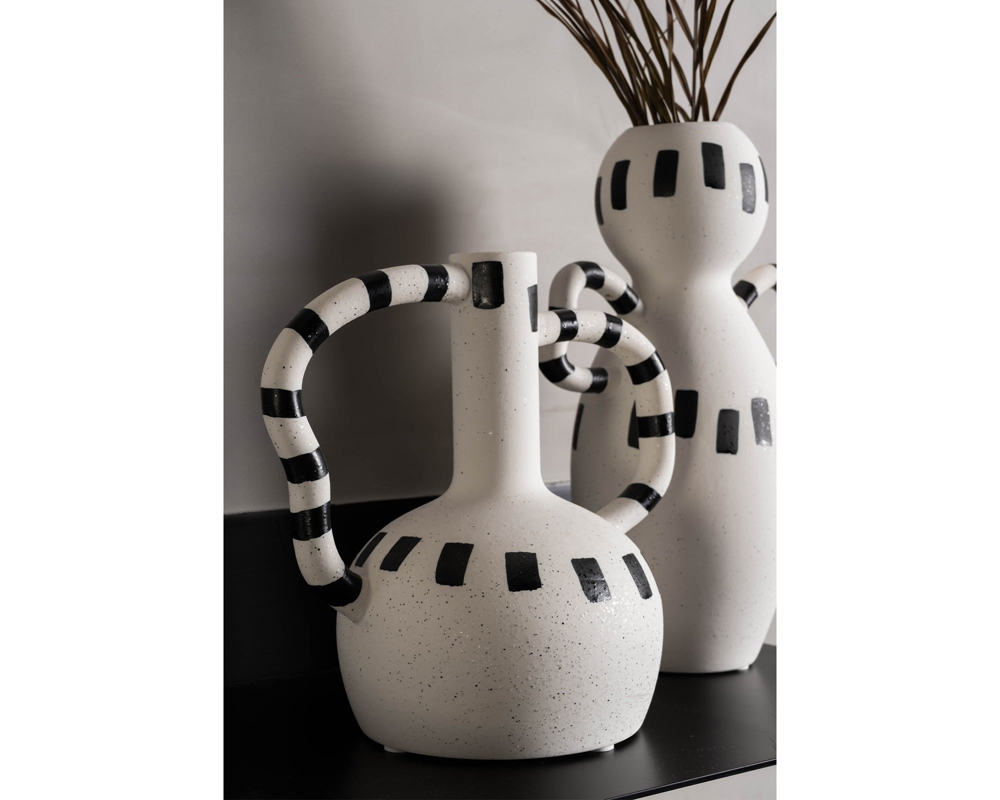 Irving Vase - Black & White Ceramic