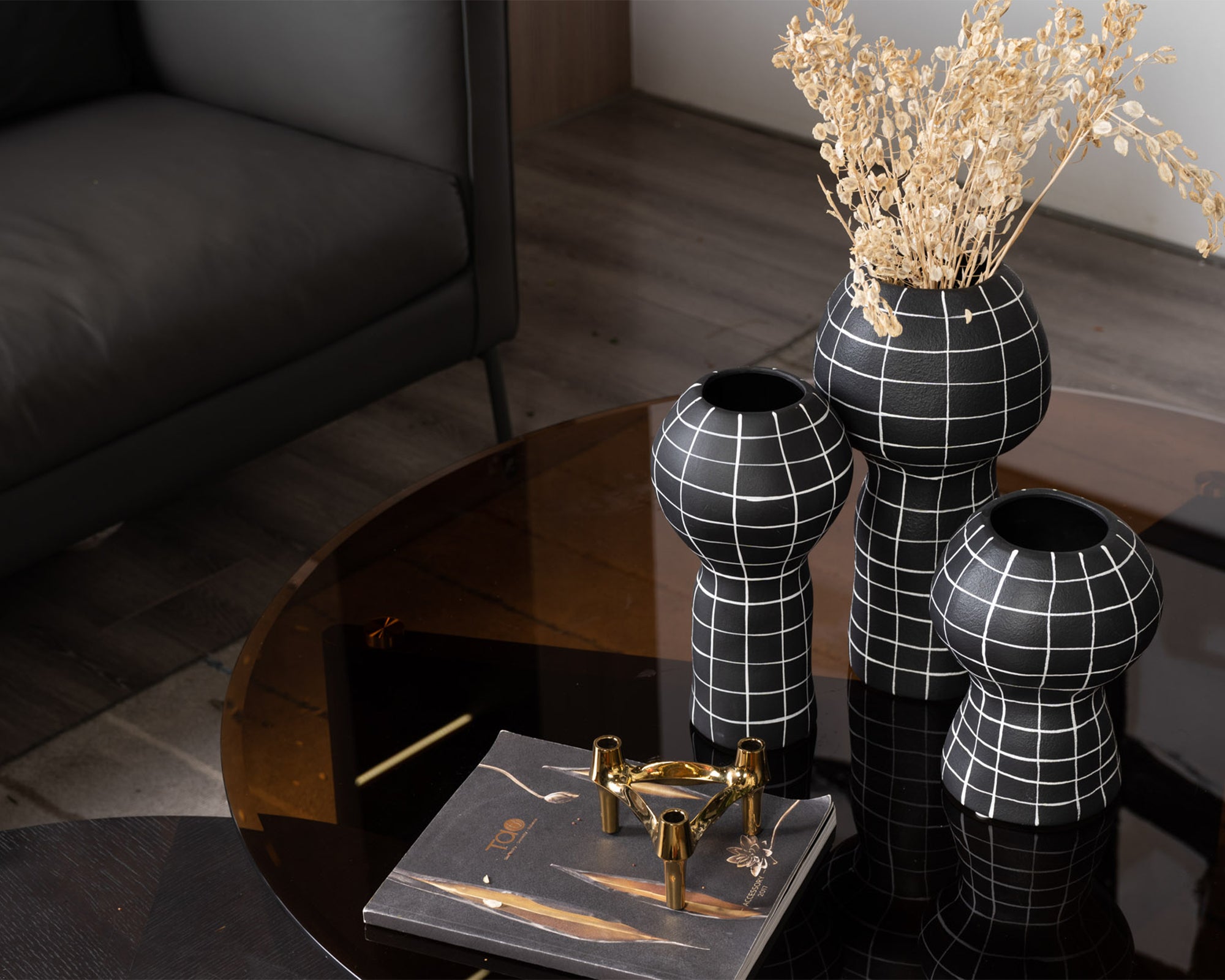 Lynton Small Vase - Black and White Ceramic