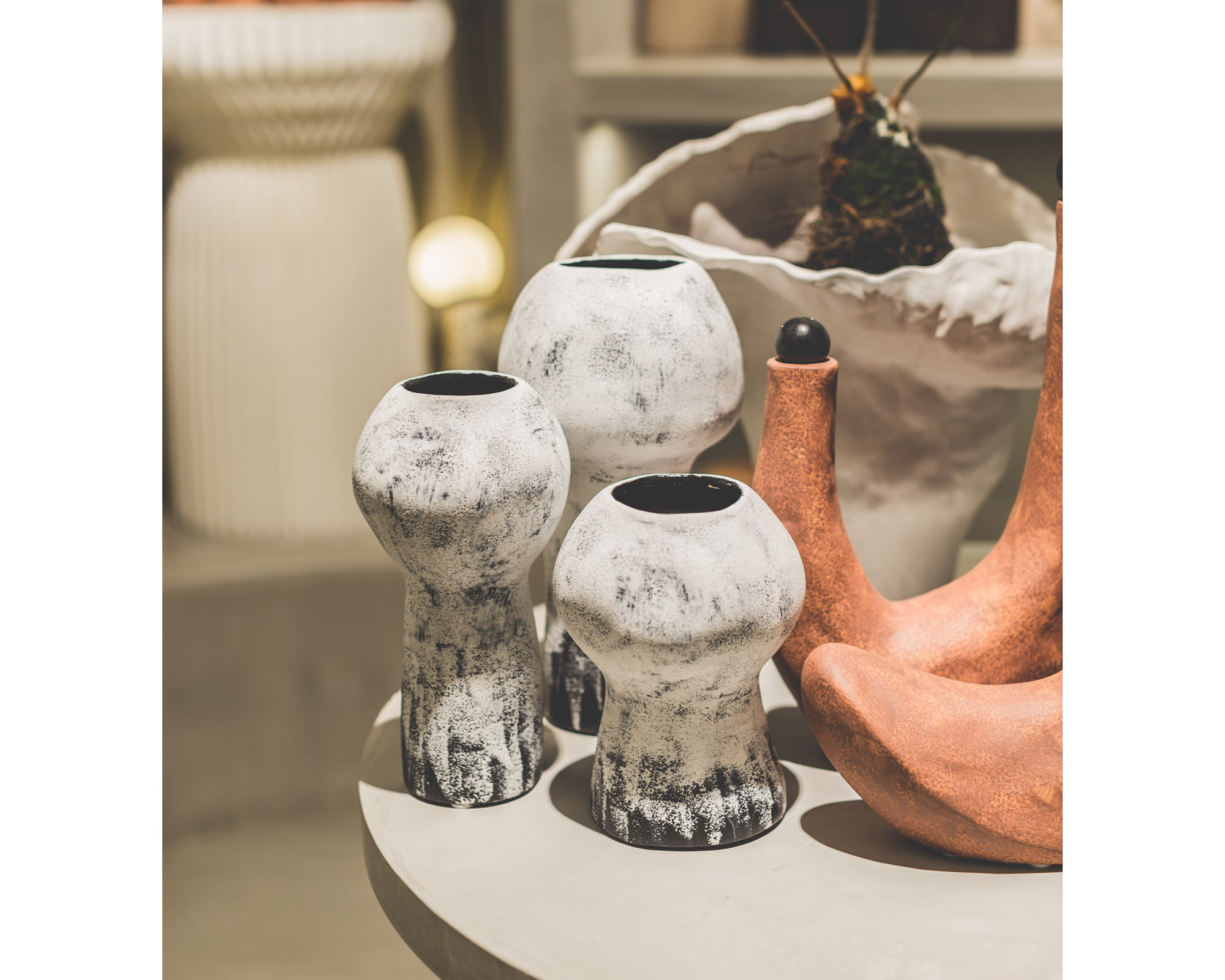 Lynton I Vase Small - Black and White Gradient