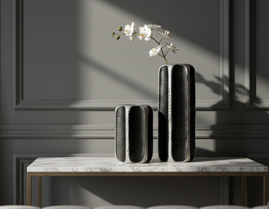 Mora Vase Large - Black and Silver Ceramic