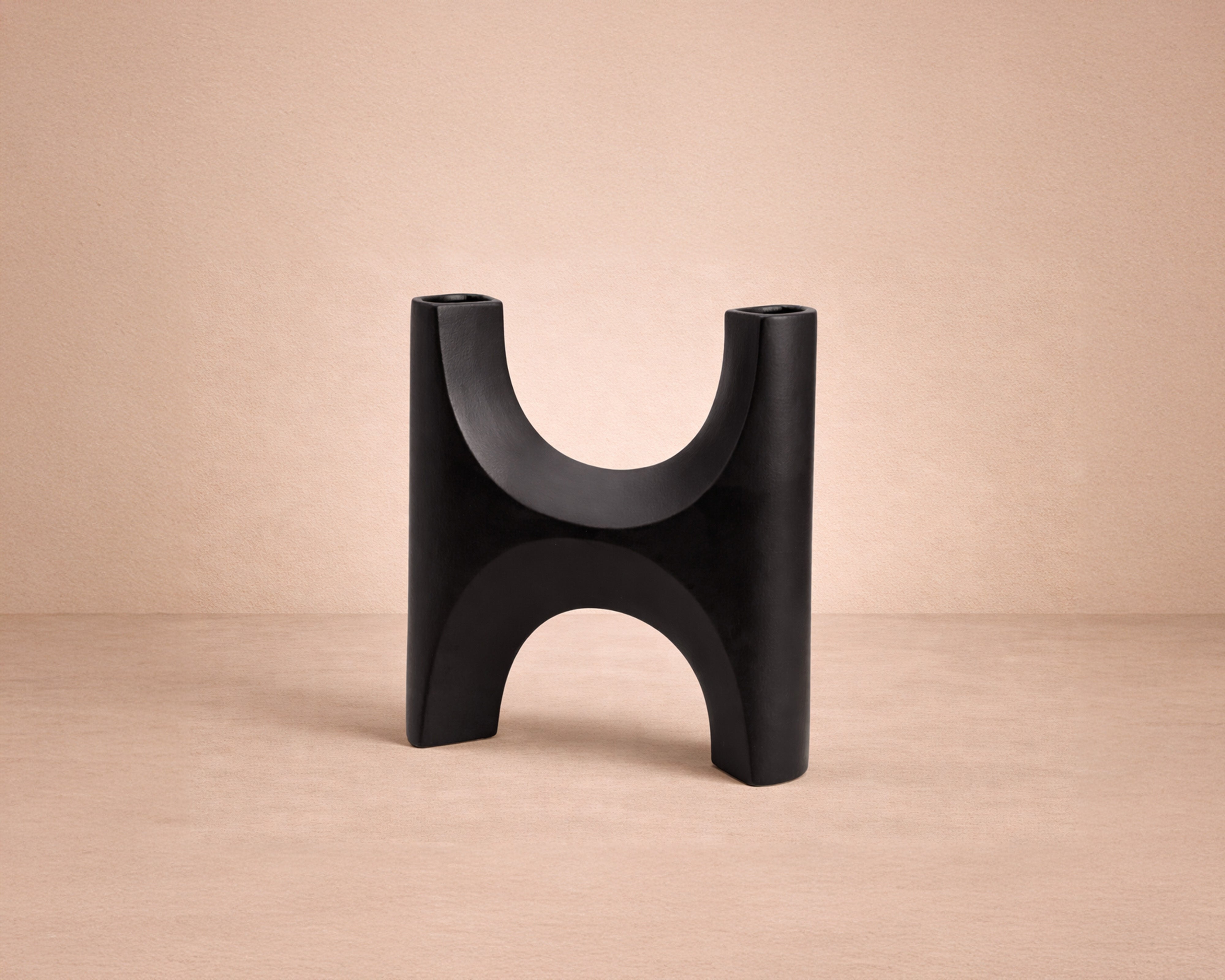 Savier Small Vase - Black Ceramic