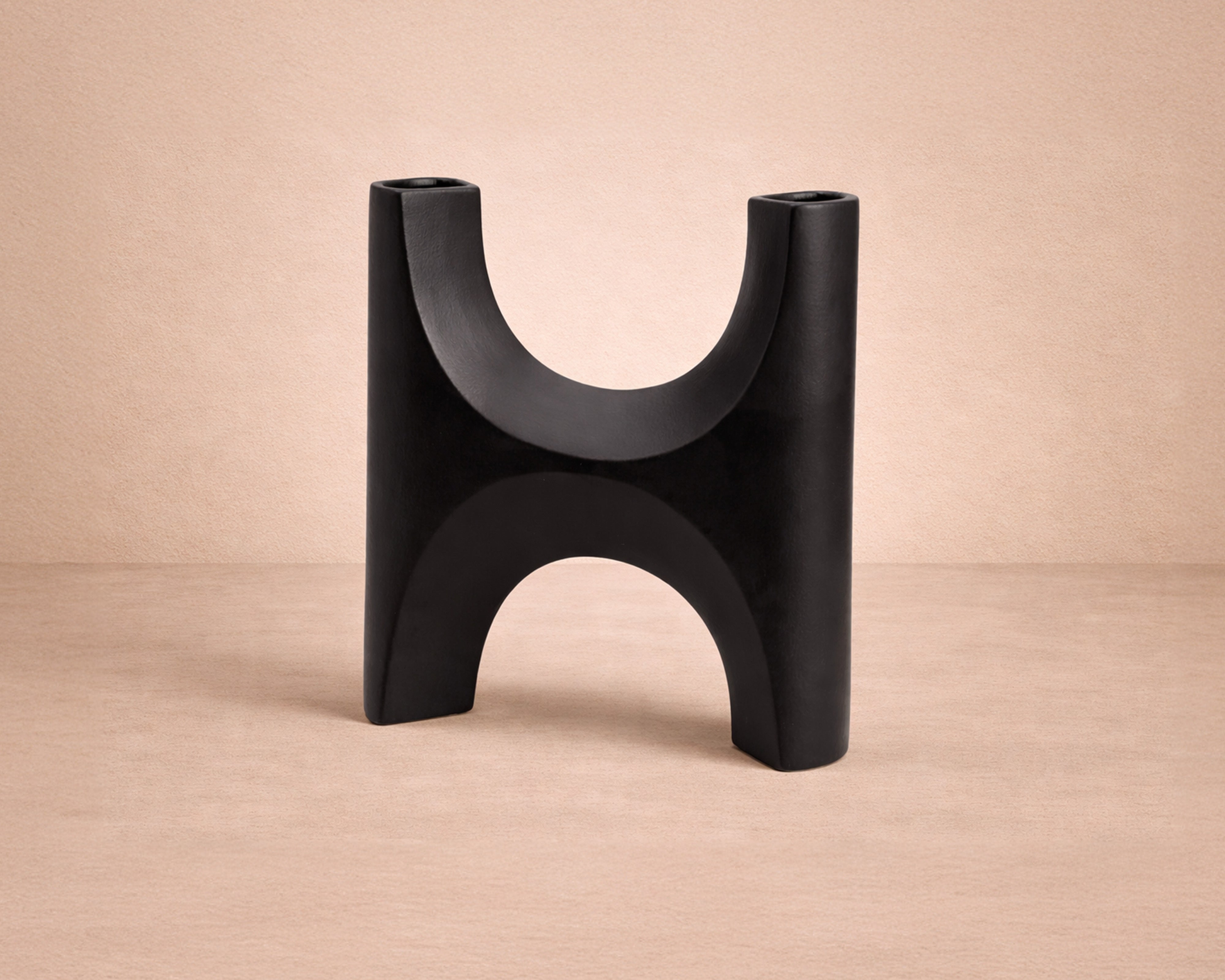 Savier Large Vase - Black Ceramic