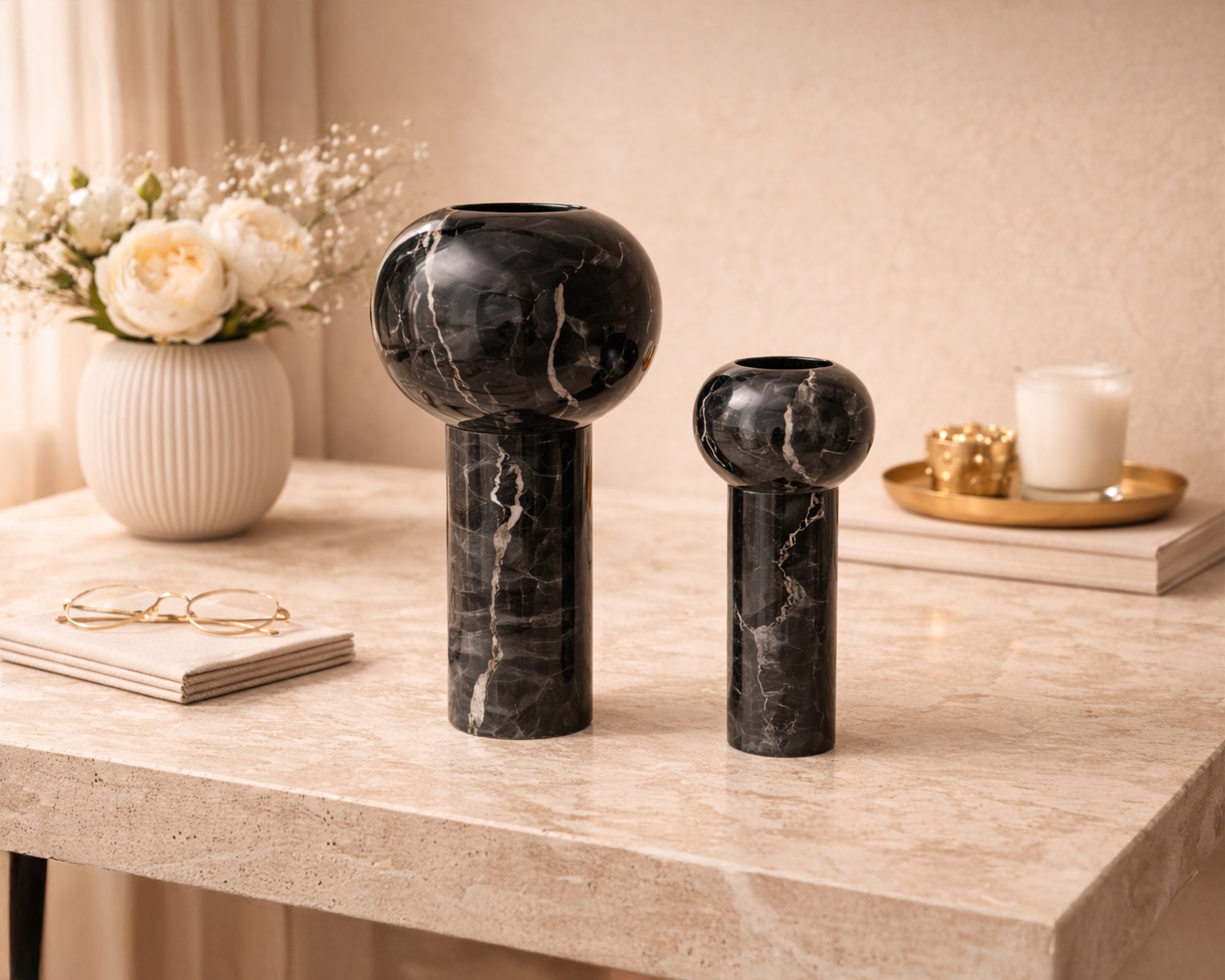 Isadora Large Vase - Black Marble