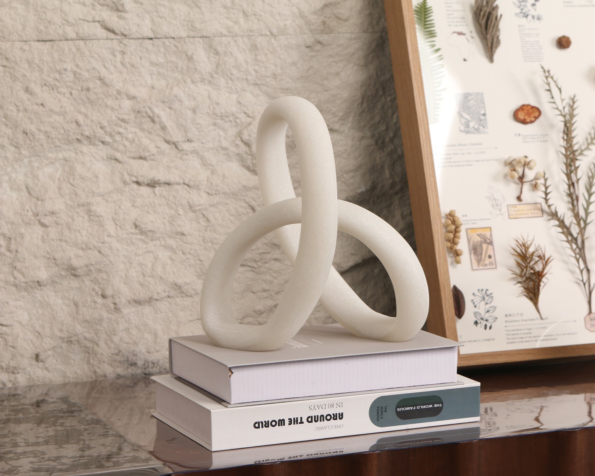 Loop Sculpture - White Marble Effect