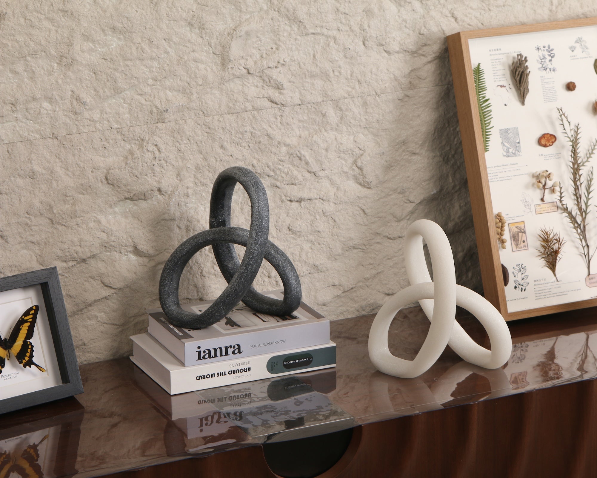 Loop Sculpture - White Marble Effect