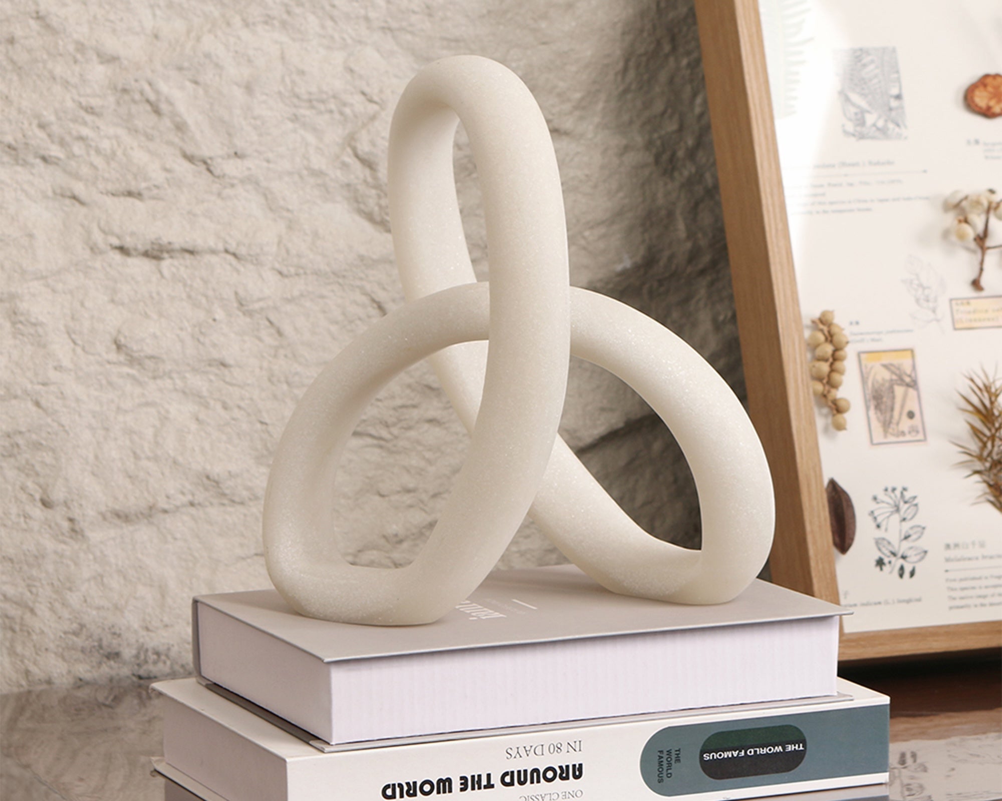 Loop Sculpture - White Marble Effect