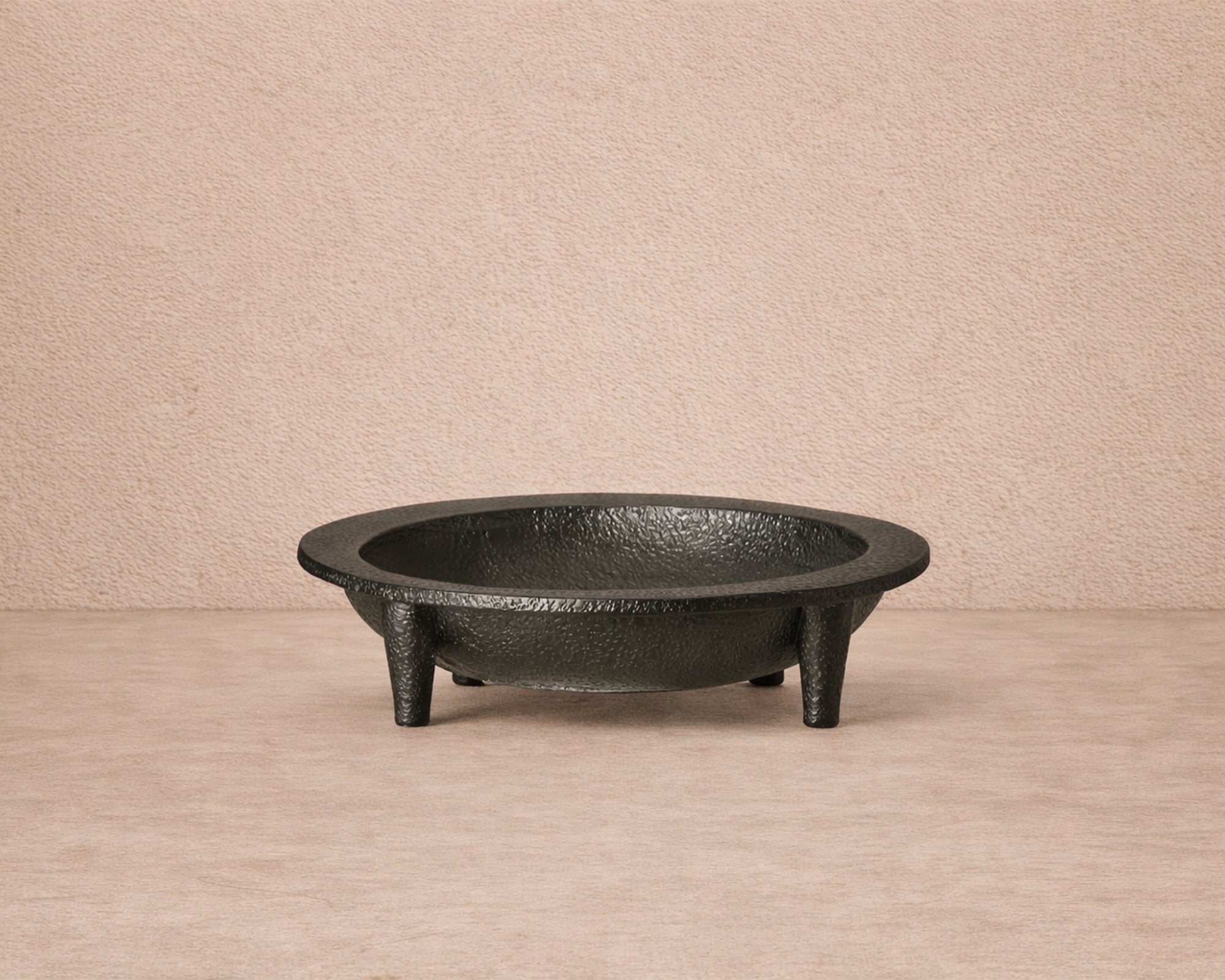 Siro Plate - Black Cement