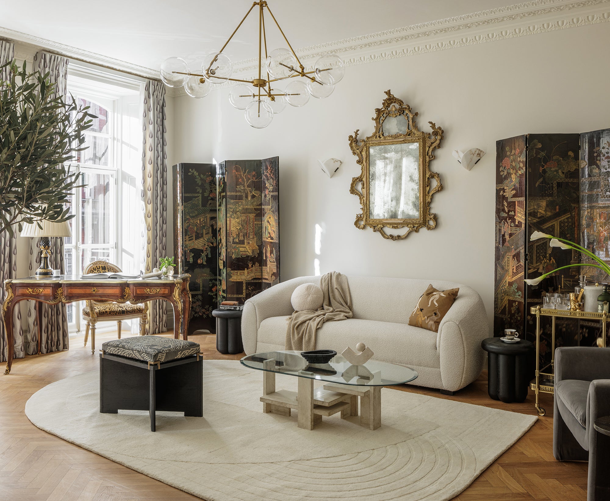 Voltaire Sofa - Boucle Sand