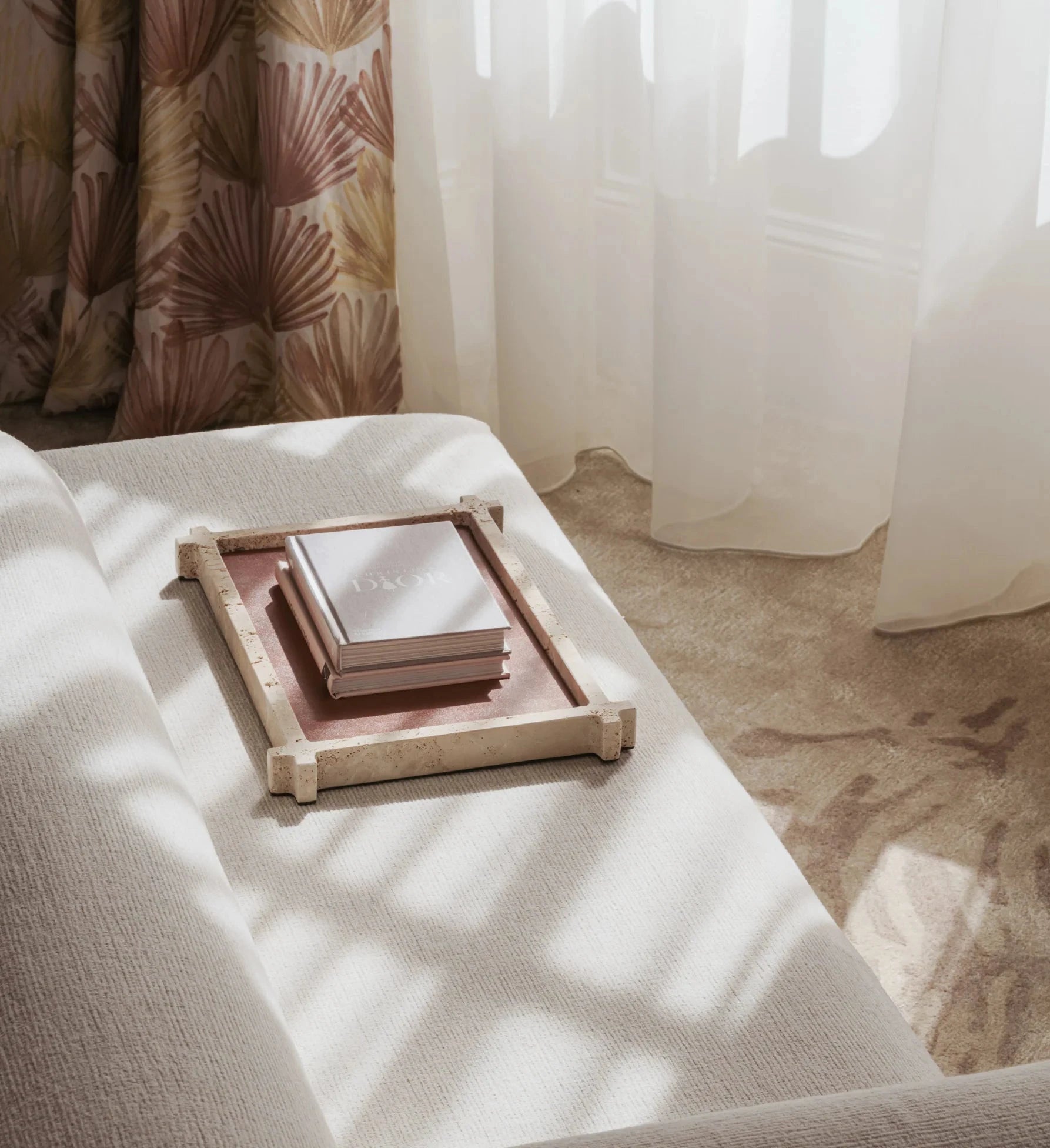 Roche Tray - Beige Travertine