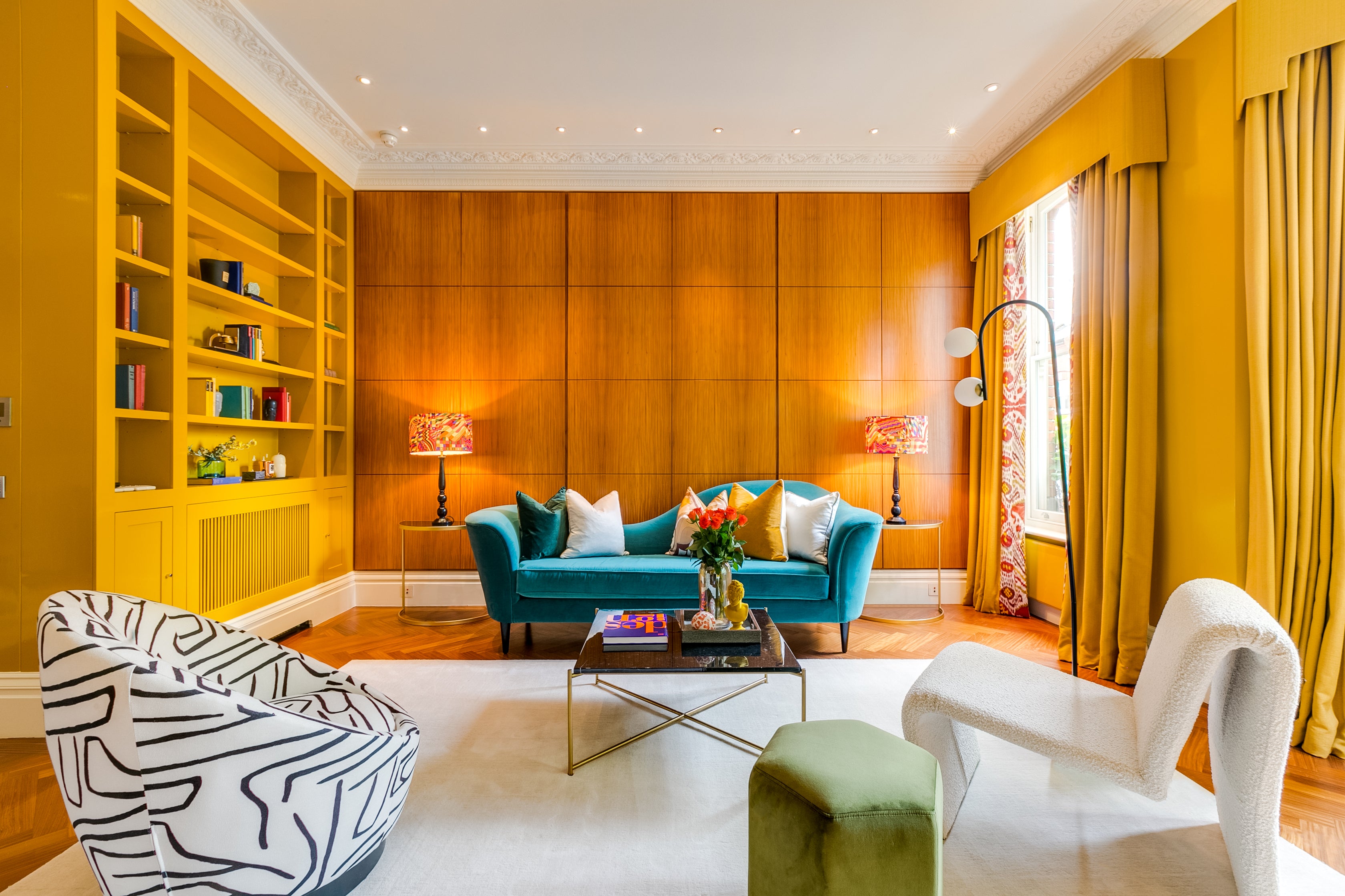 Allegro Sofa - Kaster Lincoln Green Velvet